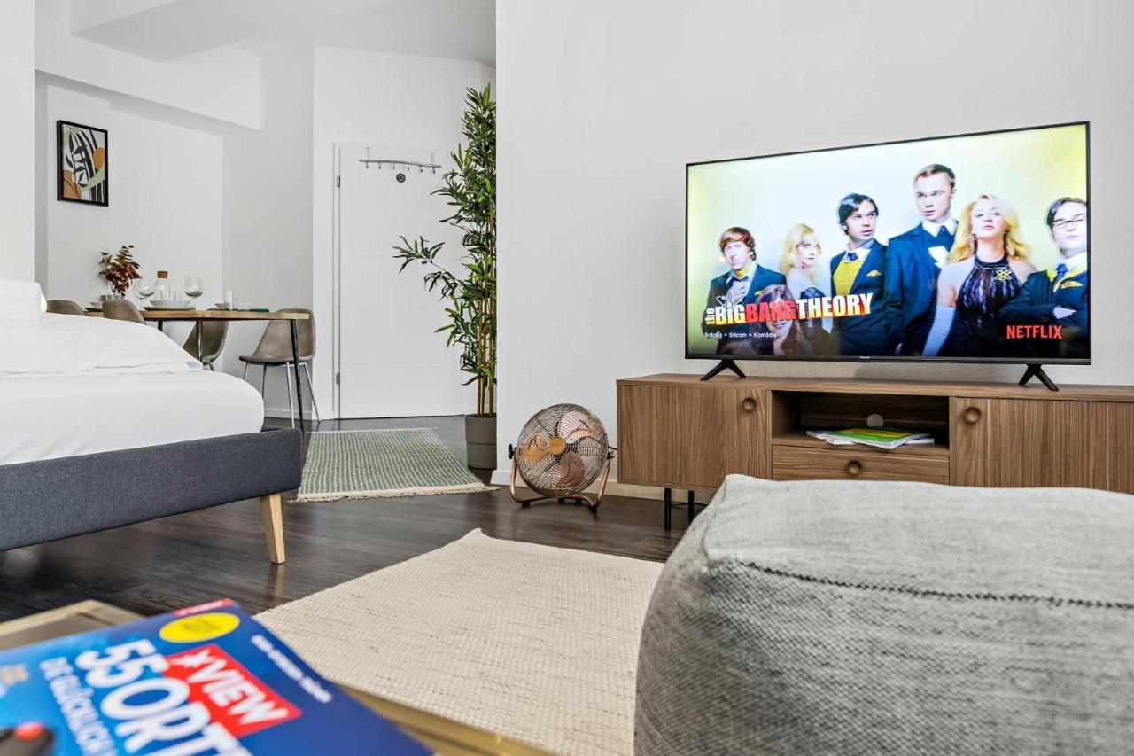 Luxomes - Spacious Studio For 4 - Kitchen - Parking Ίνγκολστατ Εξωτερικό φωτογραφία